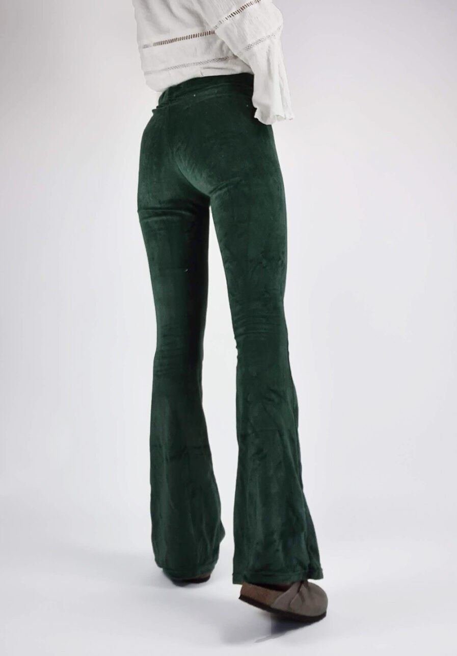 Velvet flared pants donker groen - achterkant